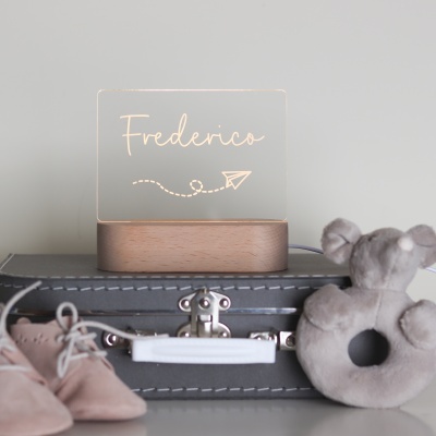 Candeeiro avião de papel