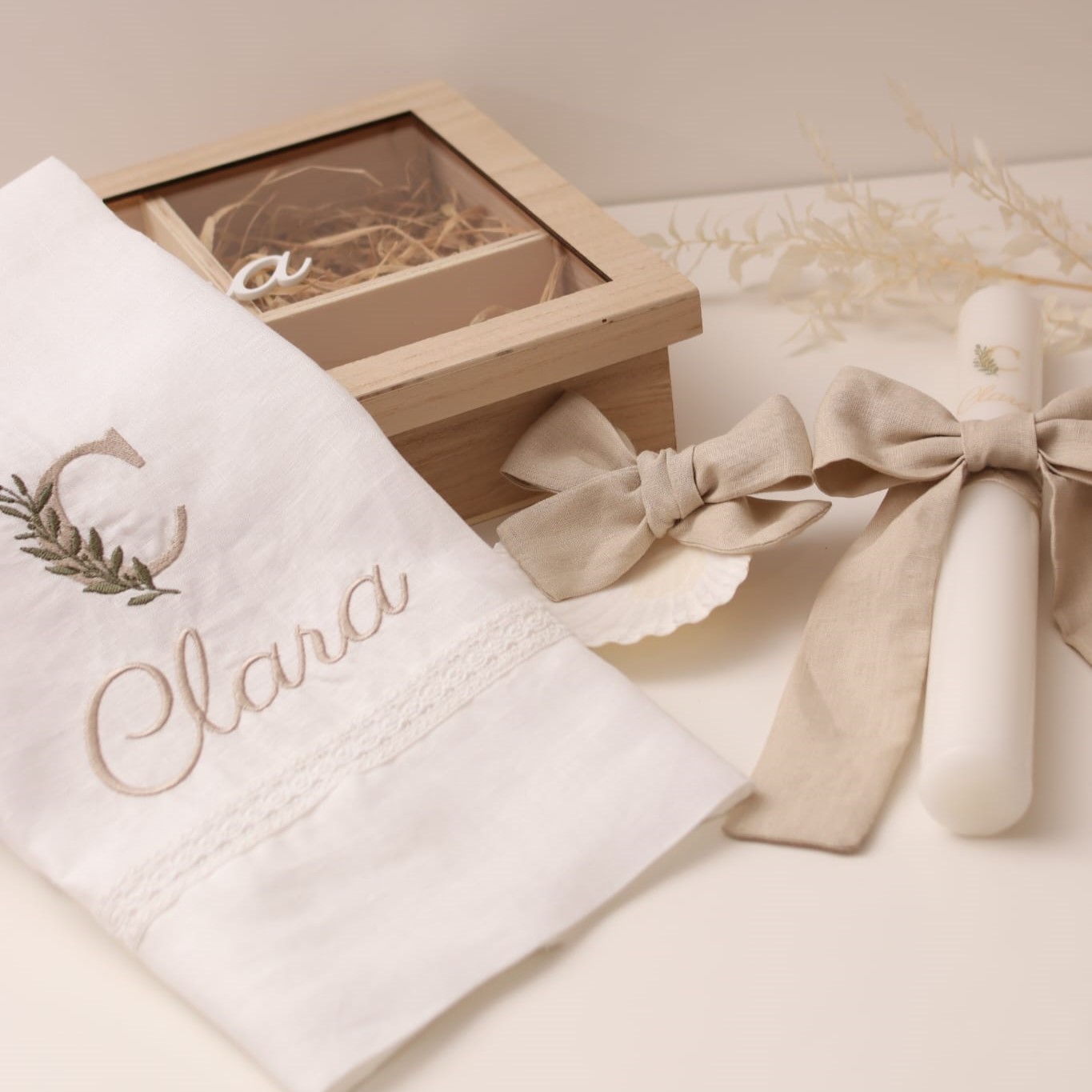 Conjunto de batizado - caixa com tampa transparente