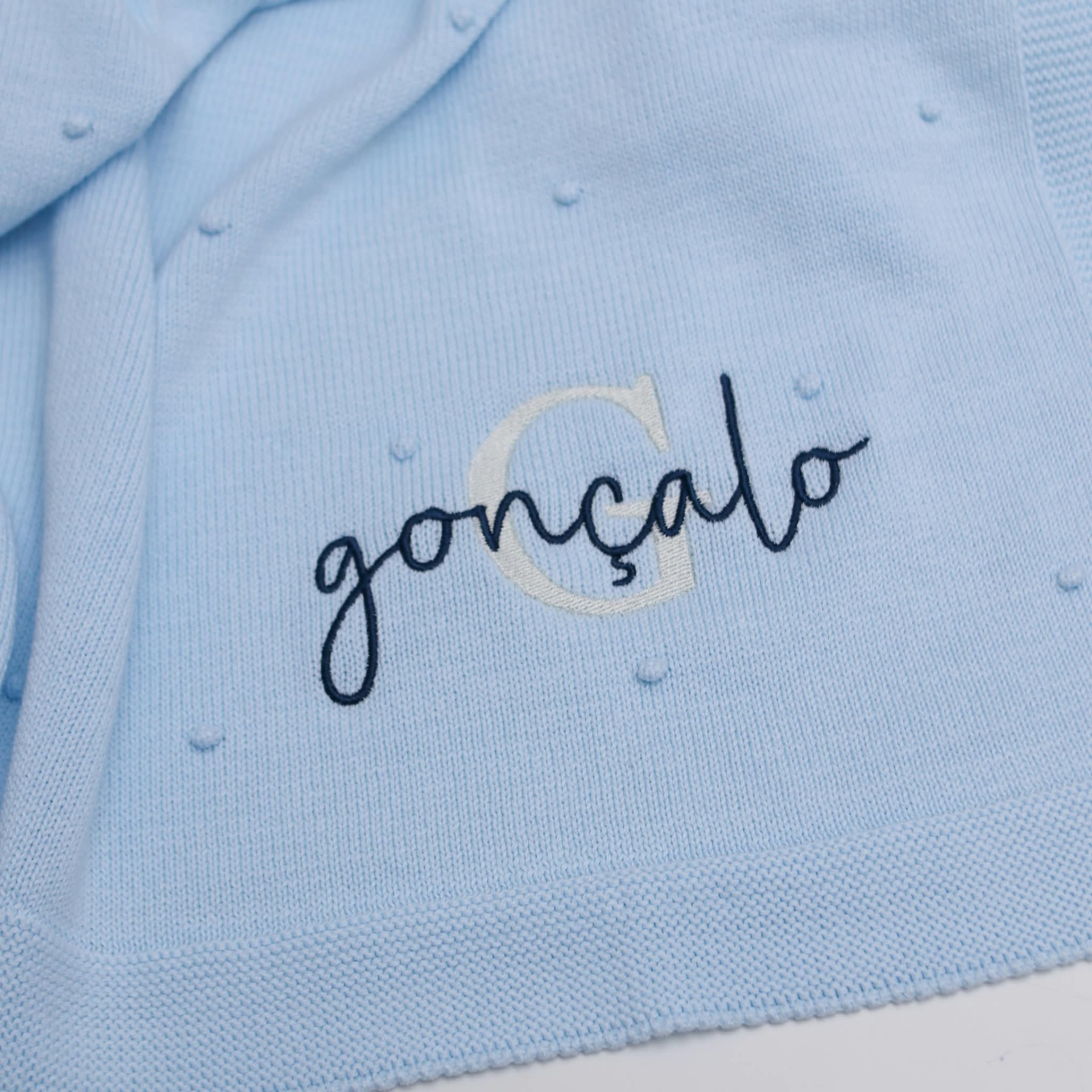 Manta personalizada com inicial