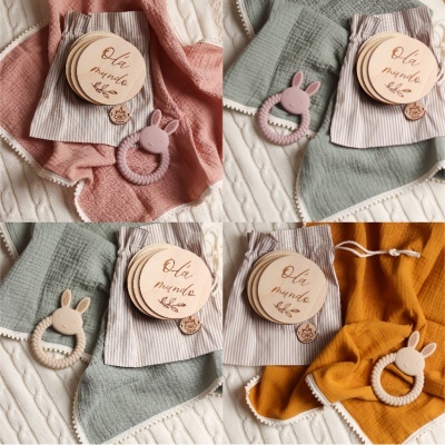 Kit bebé (milestones, fraldinha de pano e mordedor)