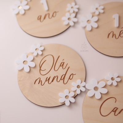 Milestones com flores (números reposicionáveis)