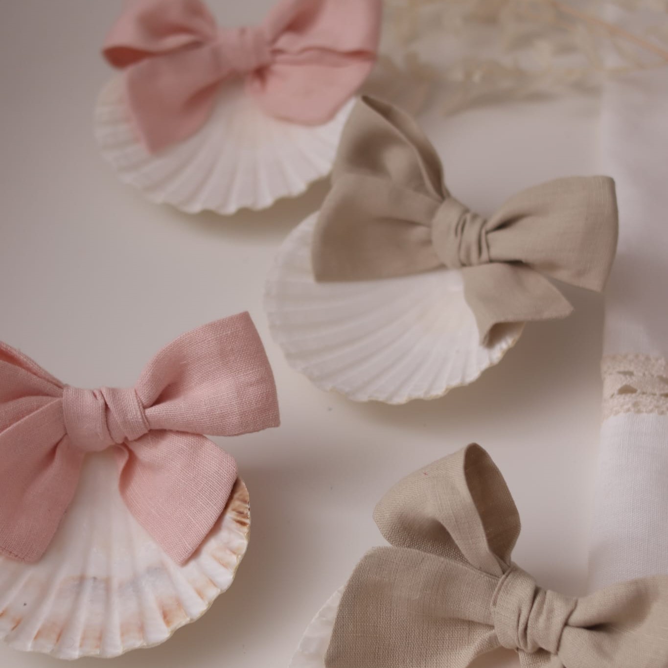 Concha de batizado com laço