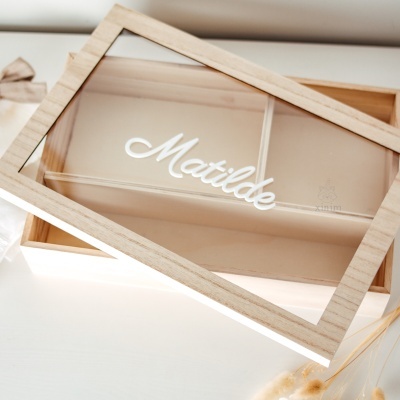 Caixa de batizado com tampa transparente