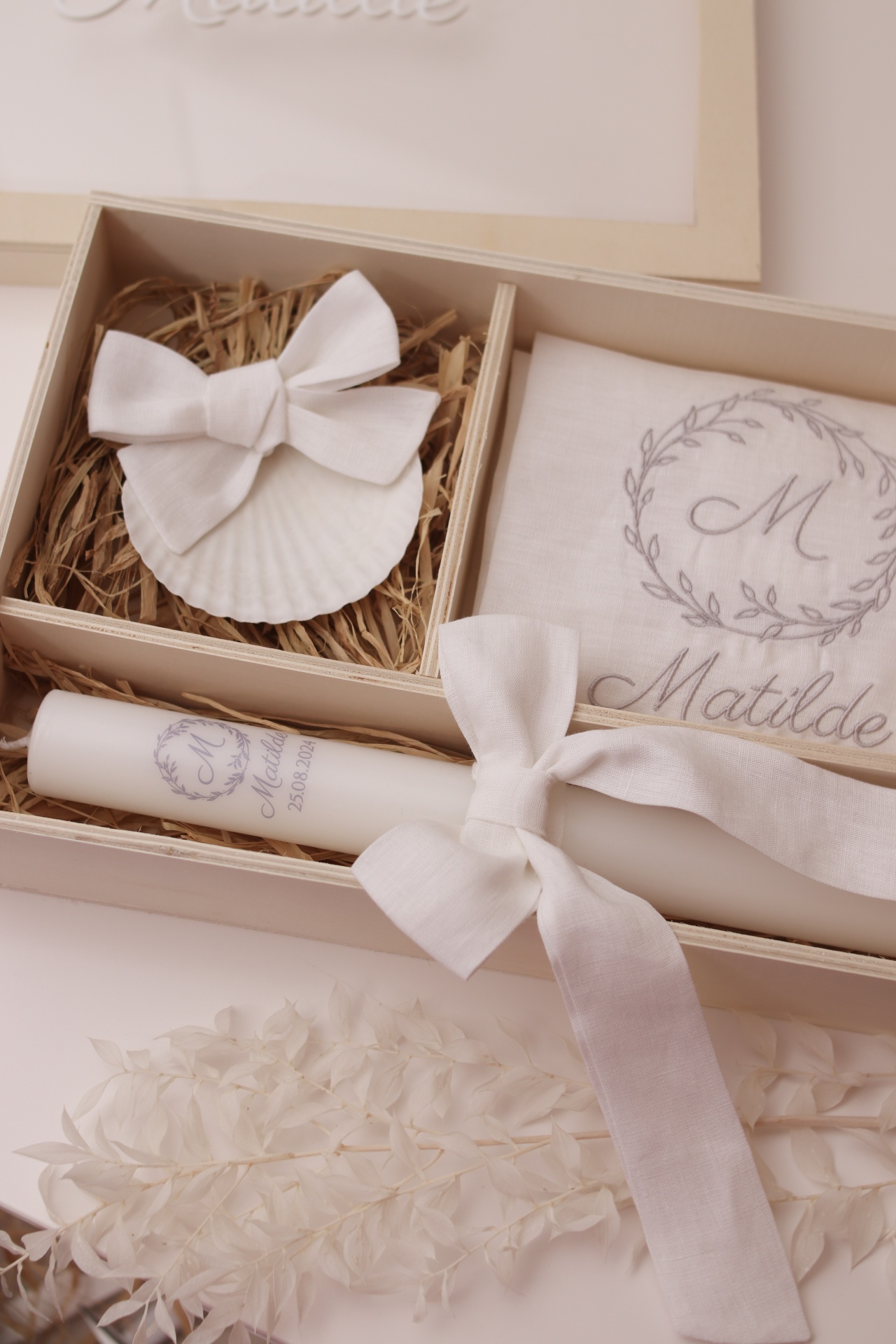 Conjunto de batizado - Coroa de folhas pequena