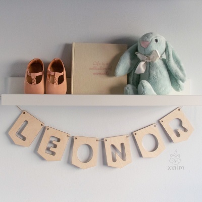 Bandeirinhas de madeira