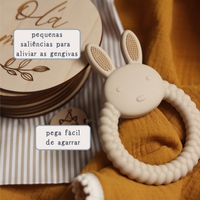 Kit bebé (milestones, fraldinha de pano e mordedor)