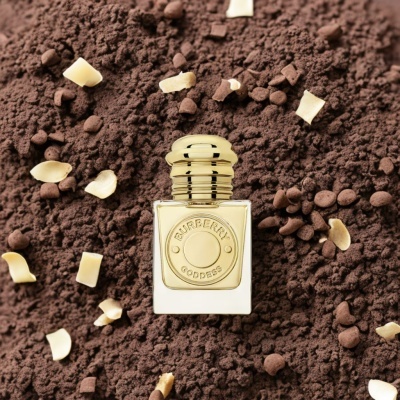 Burberry Goddess Eau De Parfum Recarregável 30 ml