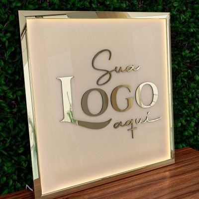 Placa com Iluminação Interna Placa com Iluminação Interna