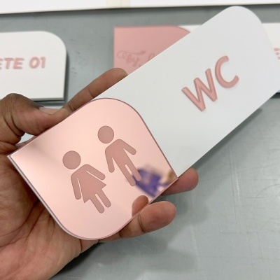 Placa de Porta Folha