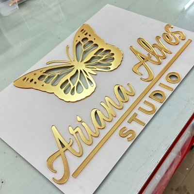 Letreiro de Acrílico Espelhado Letreiro de Acrílico Espelhado