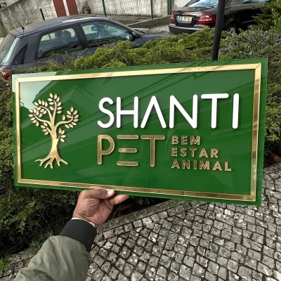 Placa em Acrílico com Fundo